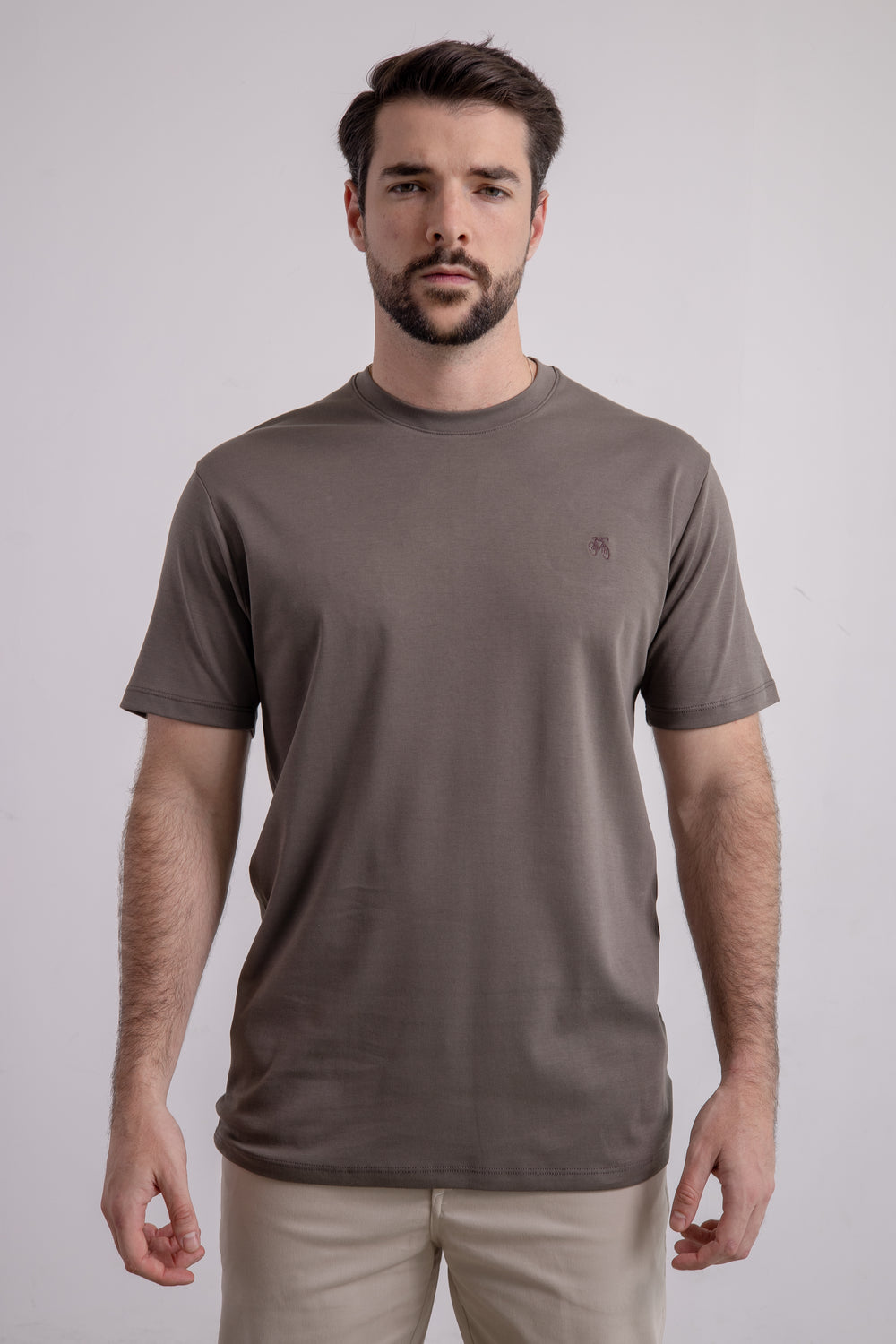 Franela Beige Oscuro  Cuello Redondo