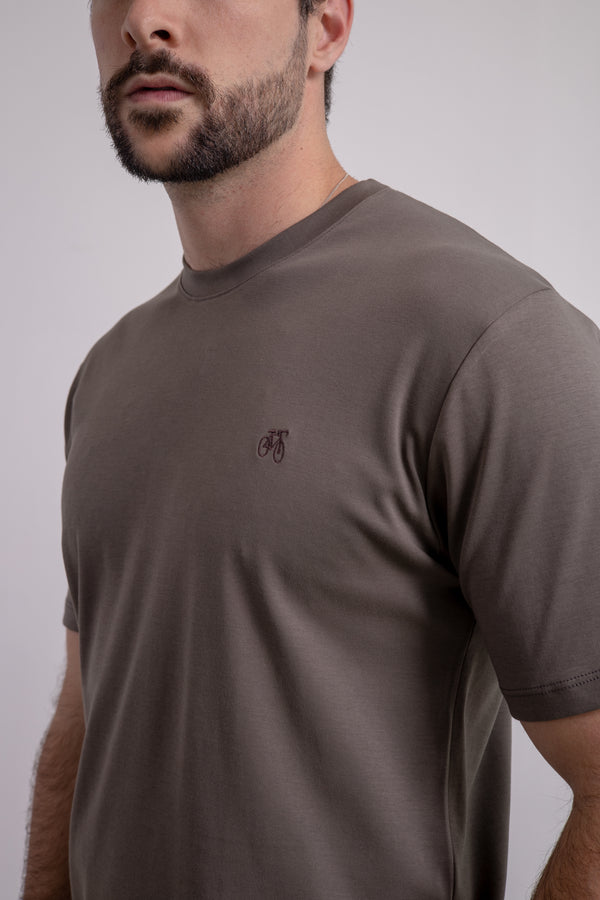 Franela Beige Oscuro  Cuello Redondo
