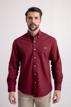 Tarde en Burdeos (Camisa Vinotinto+ Pantalón Beige)