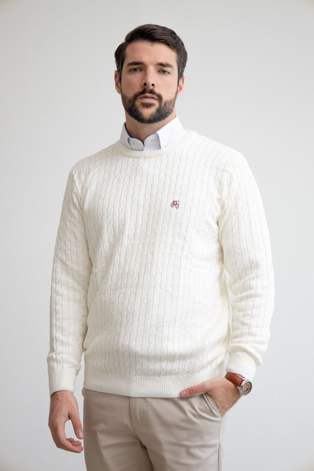 Suéter Blanco Trenzado Cuello Redondo